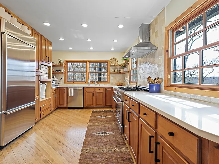 13915 Piscataway Dr — Photo 11