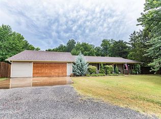 703 Mitchell Rd, Tecumseh, OK 74873