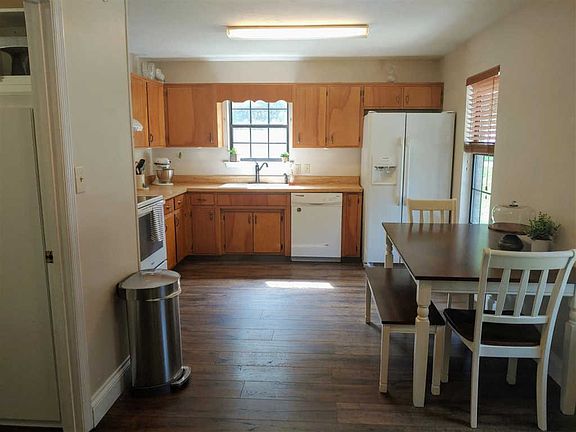 4th image of 4123 White Pine Ct