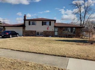 1859 W 97th Pl, Crown Point, IN 46307