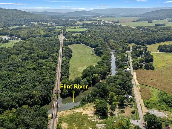3rd image of 304 Brownsboro Rd