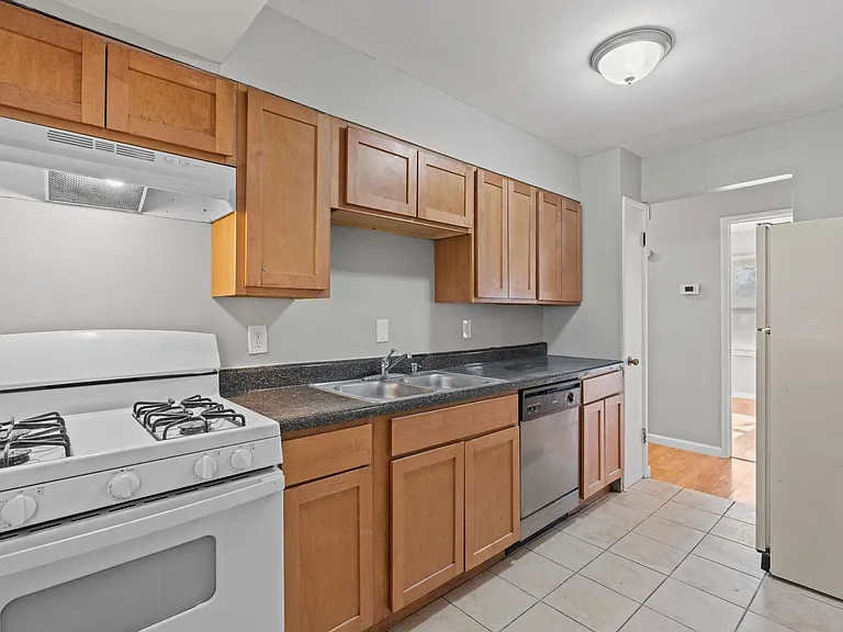 317 Cameron Rd — Photo 8