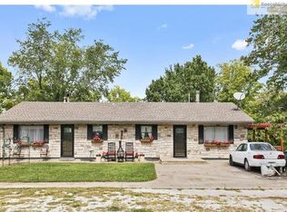 14301 Loring Rd, Bonner Springs, KS 66012