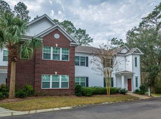 208 Golfview Ln, Summerville, SC 29485