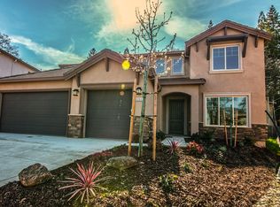 8099 Village Estates Ln, Fair Oaks, CA 95628