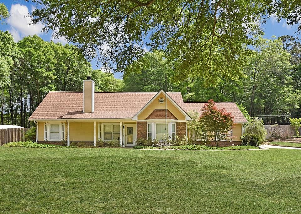1st image of 2239 Campground Rd