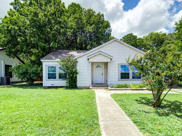 307 N Miller St, Decatur, TX 76234