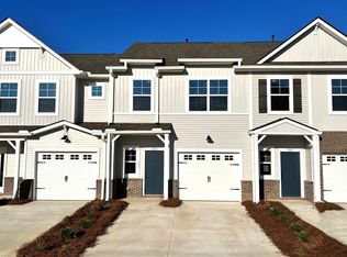 205 Taylor Woods Ct, Greenville, SC 29607