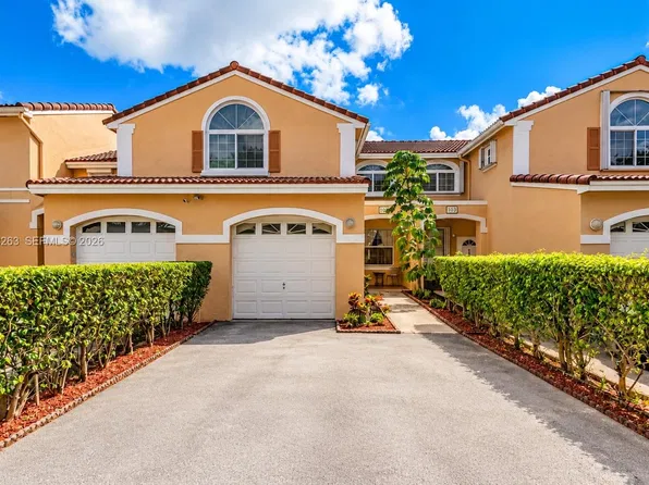 14817 Balgowan Rd APT 102-5, Miami Lakes, FL 33016