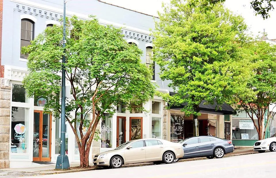 113 N Main St #F