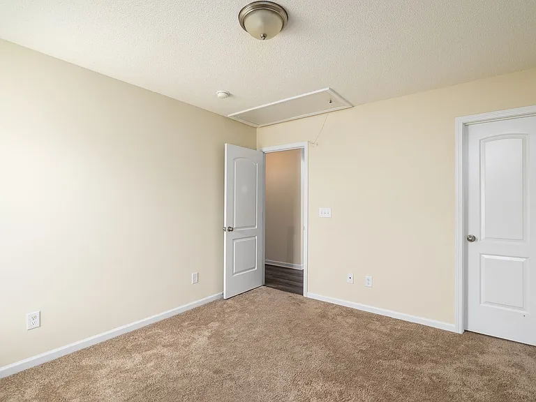 3804 Raintree Dr — Photo 13