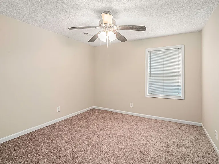 3845 Woodyhill Dr — Photo 12