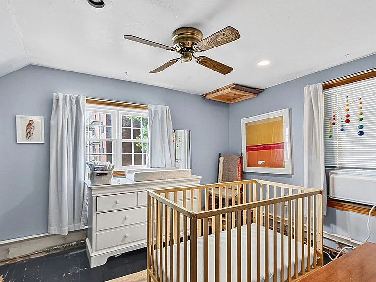 110 Broad St — Photo 14