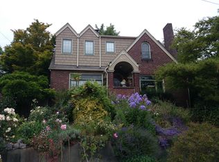 4231 Midvale Ave N, Seattle, WA 98103