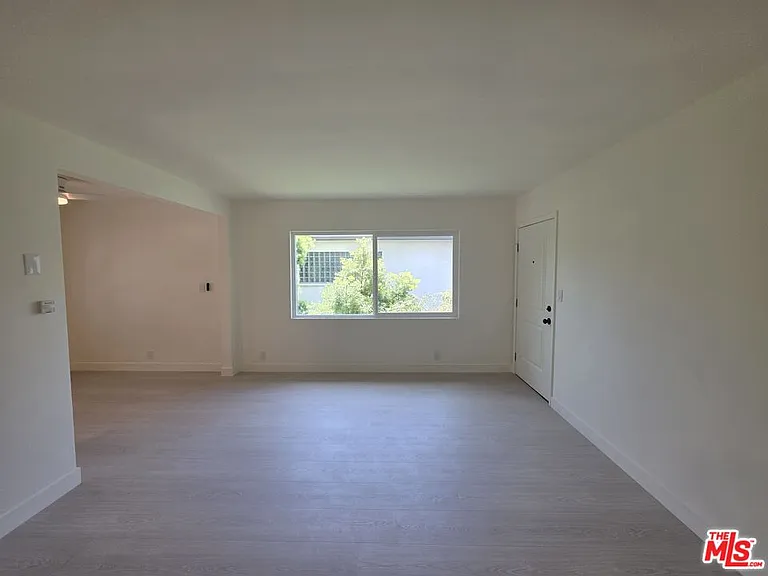 1411 Innes Pl #3 — Photo 2