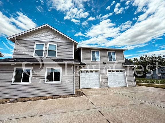 2nd image of 420 Ankeny St #420ANKENY