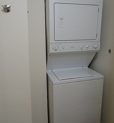 5th image of 1000 18th Ave SE APT 2