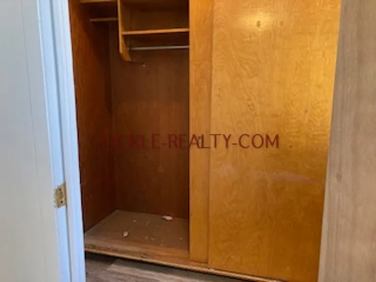 820 E. Main St — Photo 6