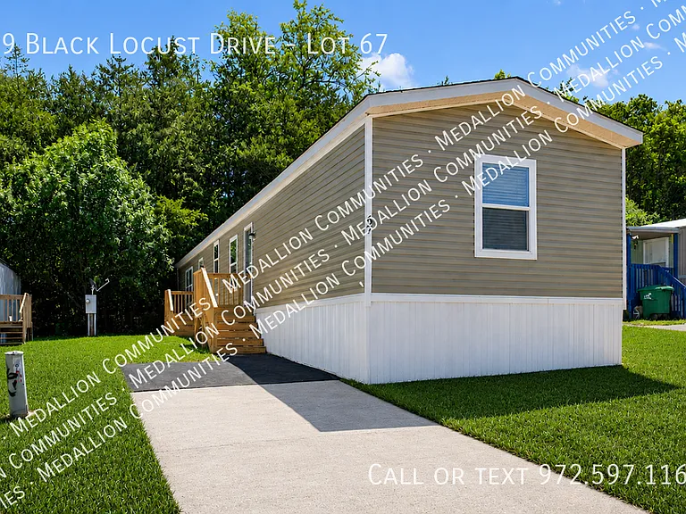 89 Black Locust Dr #67 — Photo 1