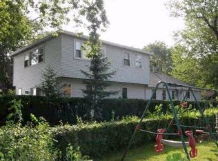 21551 W Lake Ave, Lake Villa, IL 60046