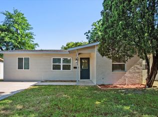 1411 E Park Row Dr, Arlington, TX 76010