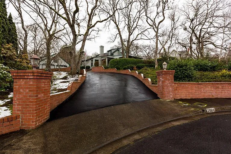 2660 Country Park Ln photo 1