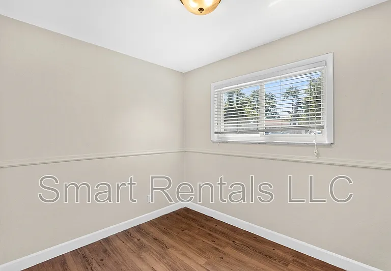 855 Teson Rd — Photo 15