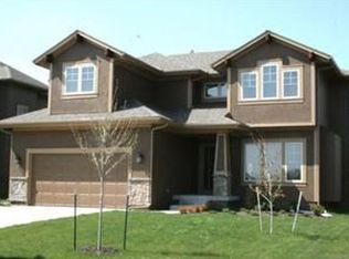 24436 W 91st Ter, Lenexa, KS 66227