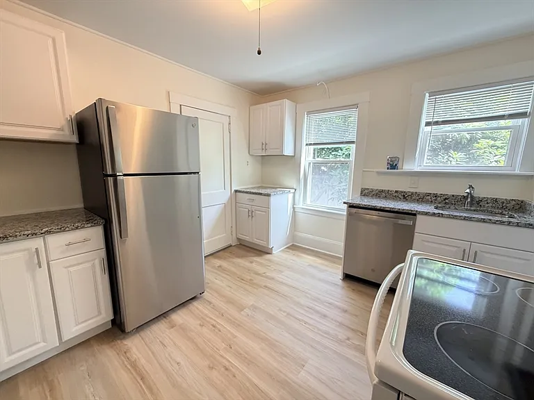 62 Brattle St #1 — Photo 5