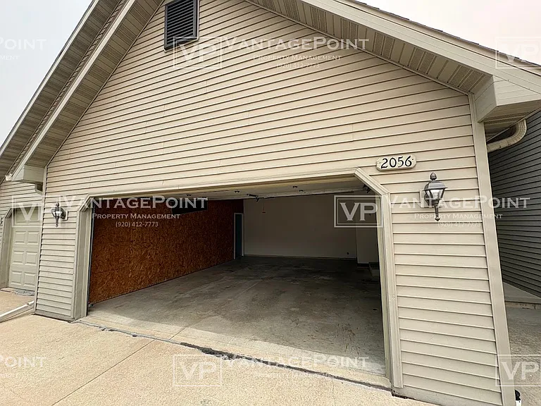 2056 Schanock Dr — Photo 25