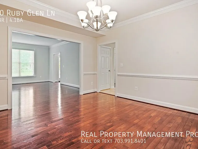 70 Ruby Glen Ln — Photo 18