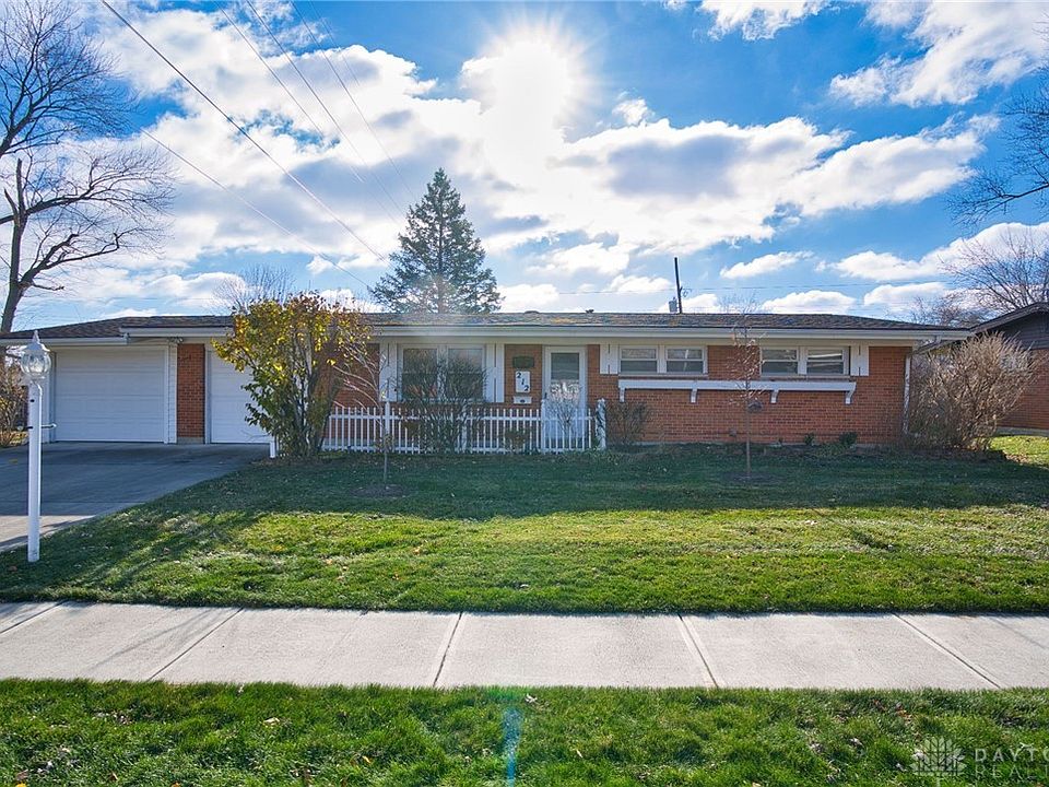 1st image of 212 Brownstone Dr