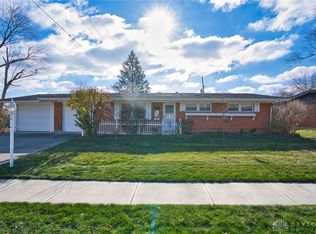 212 Brownstone Dr, Englewood, OH