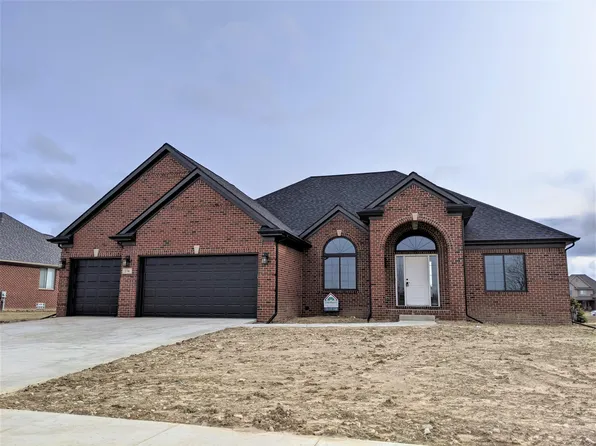 8199 Hunters Ridge Dr, Newport, MI 48166