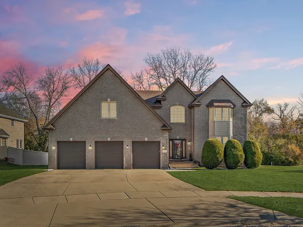 18309 Carrington Dr, Hazel Crest, IL 60429