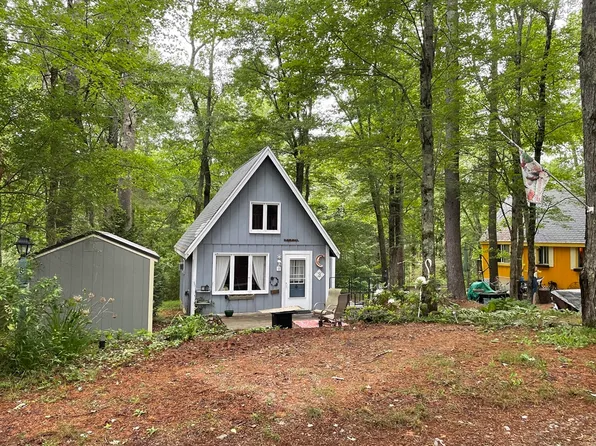 864 Old Coldbrook Rd, Barre, MA 01005