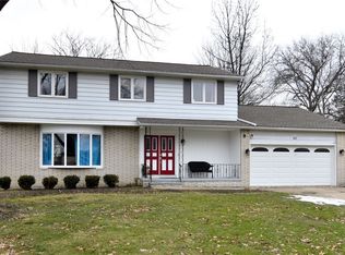 657 Jefferson Dr, Highland Heights, OH
