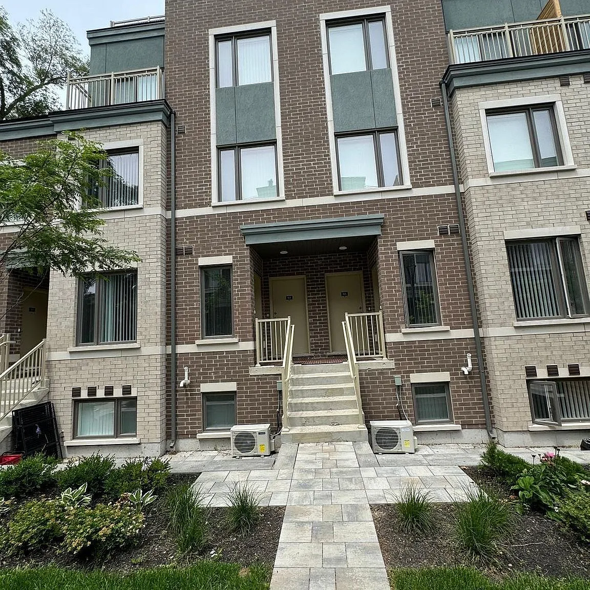 2 bed, $2,850 — Photo 1