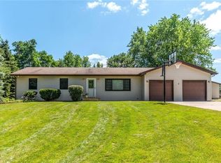 2512 Tullamore Ln, Ames, IA 50010