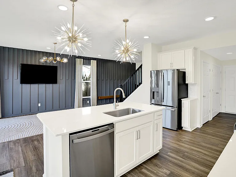 10713 Mangrove Dr — Photo 9