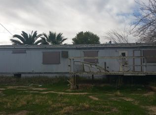 122 Rose Ave, Taft, CA 93268