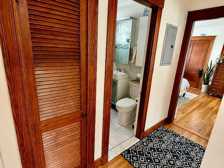213 N St #1 — Photo 13