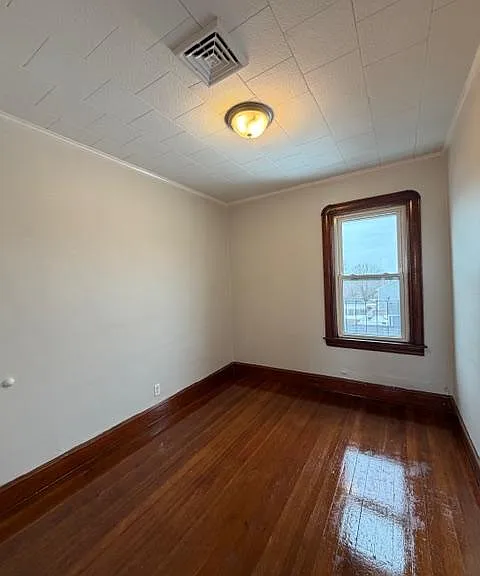 Unit Photo