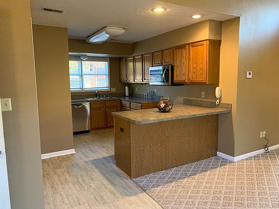 3rd image of 3224 Majestic Prince Dr