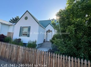 24 NW 10th St, Pendleton, OR 97801