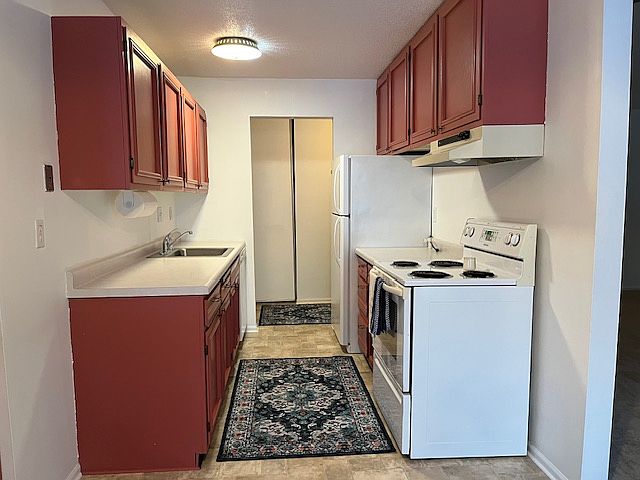 1st image of 827 Old Settlers Trl APT 5