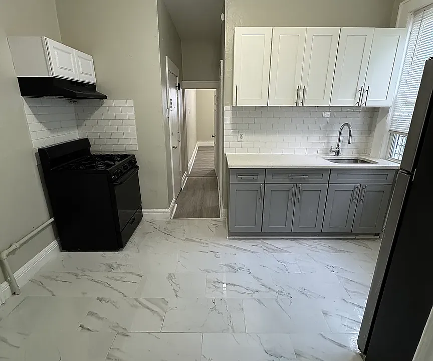35-37 Hanford St #6C