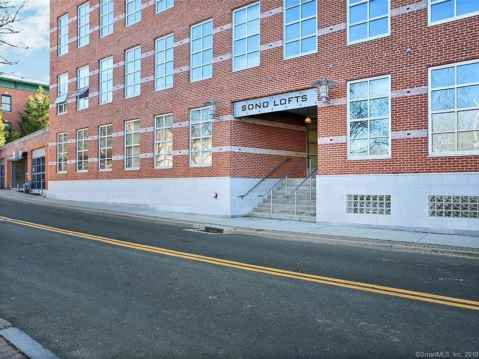 1st image of 10 Ann St APT 205