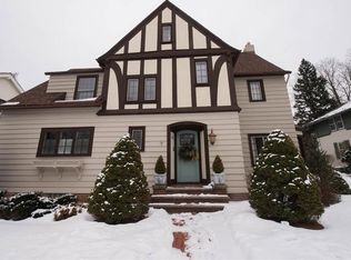 106 Sedgwick Dr, Syracuse, NY 13203