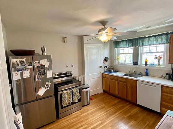3rd image of 18 Mary St Floor 2